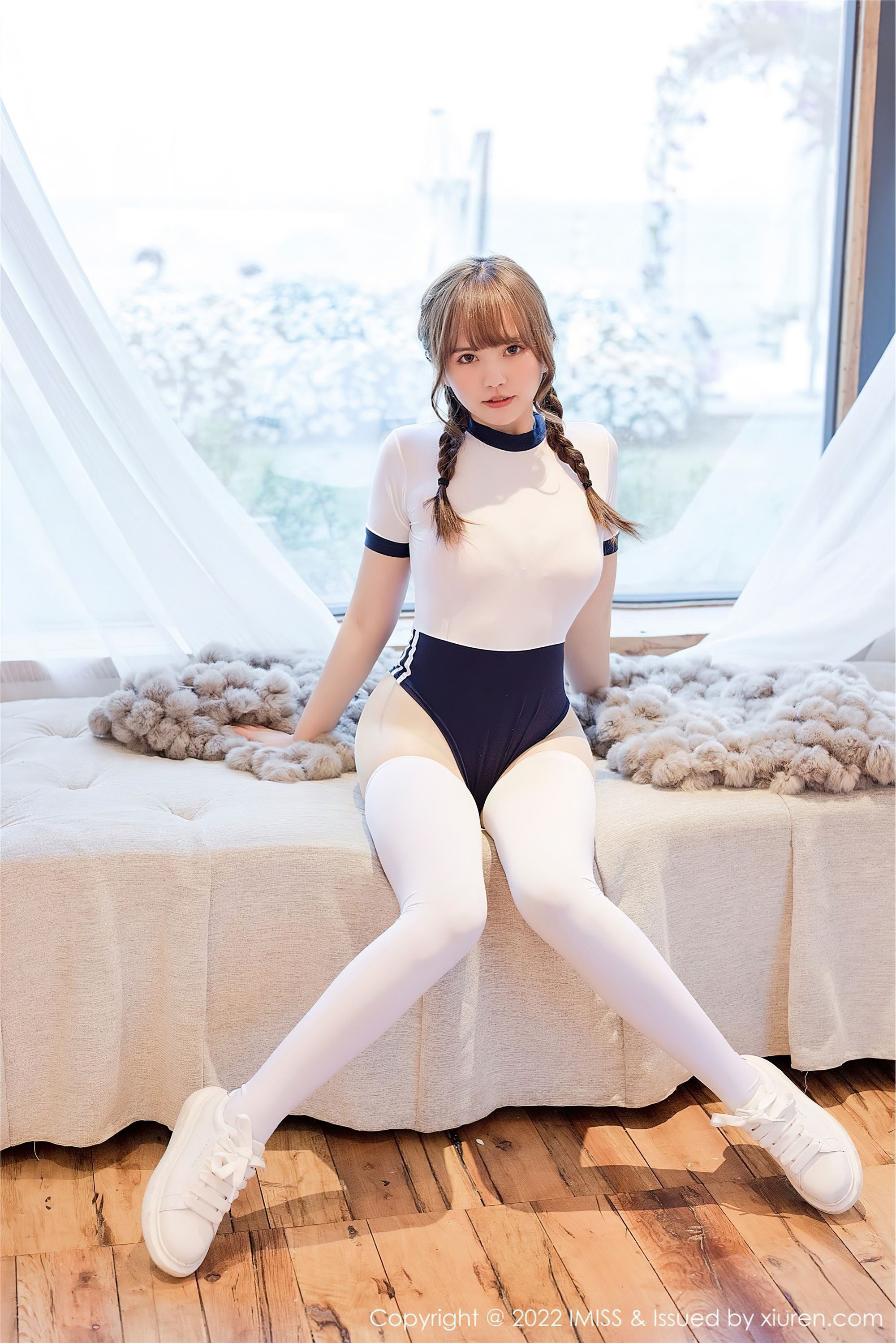 IMiss爱蜜社 2022.05.11 Vol.681 张思允